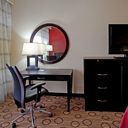 Holiday Inn Anderson By Ihg Habitación foto